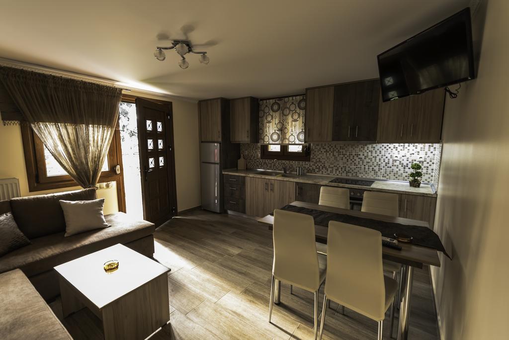 Dryades Apartments & Studios Skala Potamia  Exterior photo