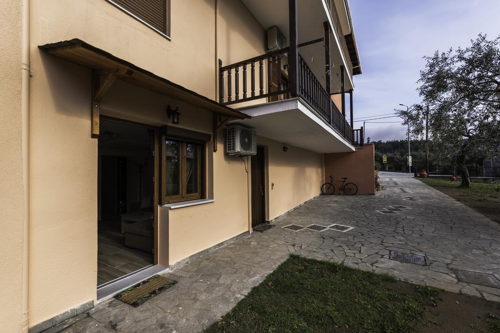 Dryades Apartments & Studios Skala Potamia  Exterior photo